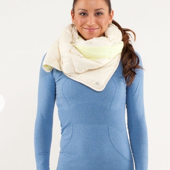 Lululemon What The Fluff Scarf Polar Cream Slope Stripe Down Fill Hidden Pocket - Picture 2 of 13